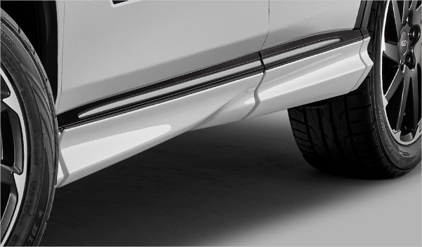 サイドガーニッシュ