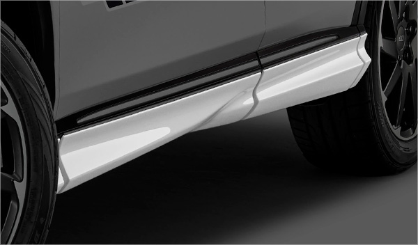 サイドガーニッシュ カラード仕上げ