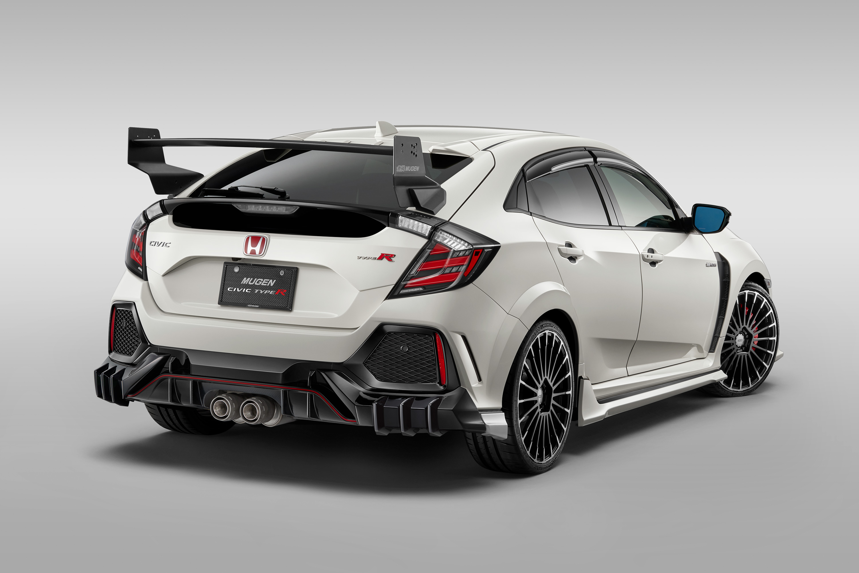 3Racing ボディセット「Civic Type R WTCC 」未塗装 3Racing