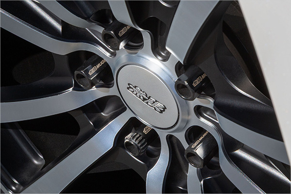 レーシングナット 装着イメージ