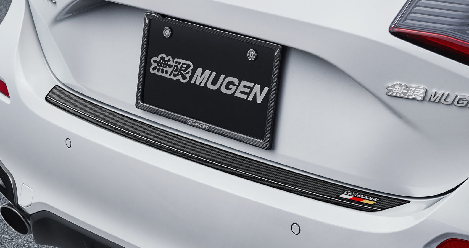 MUGEN FD3シビックハイブリッド用　グリル 31BZ6KgGiIL.jpg_BO30,255,255,